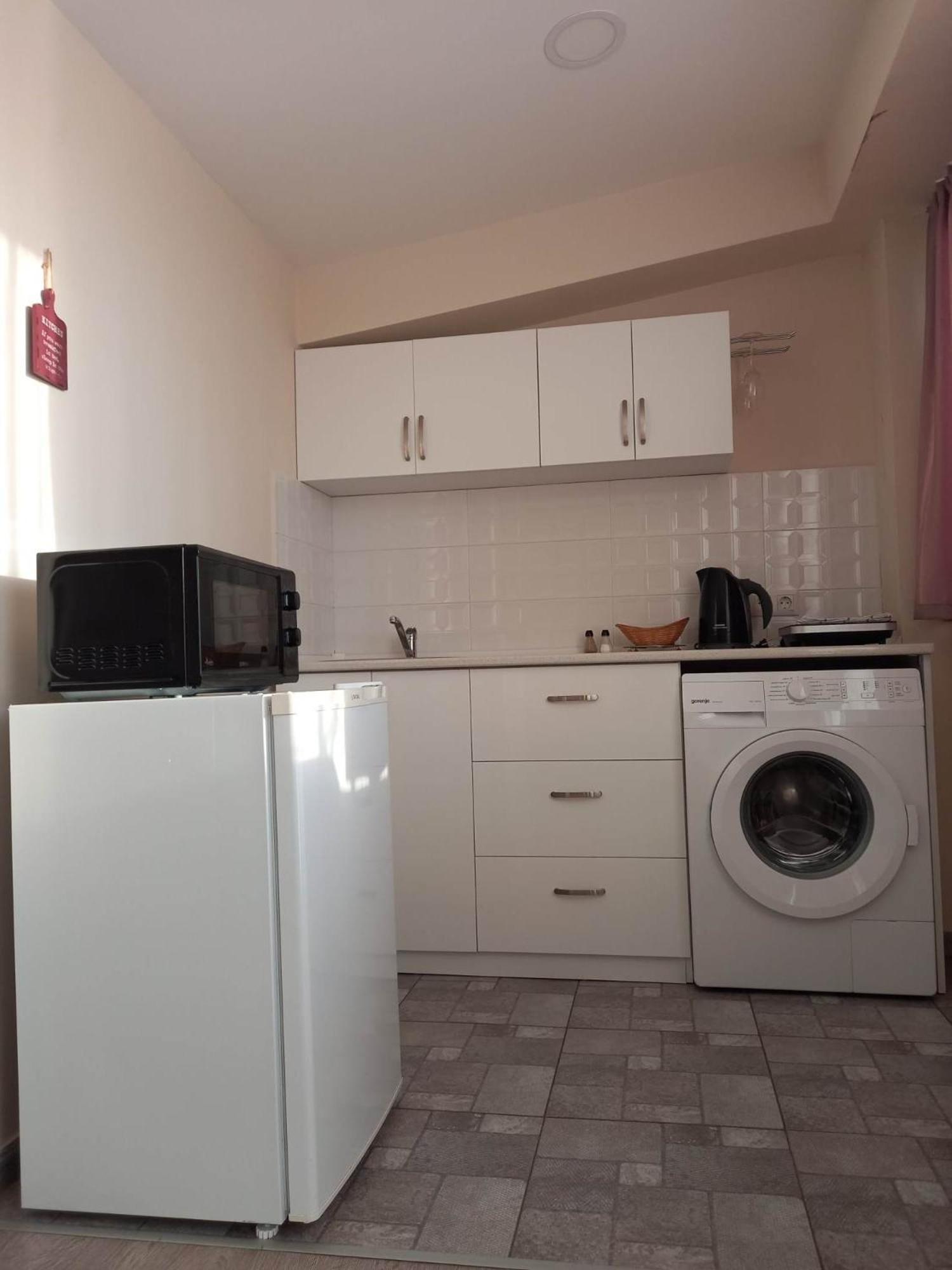 Hotel Tbilisi Apart Buitenkant foto