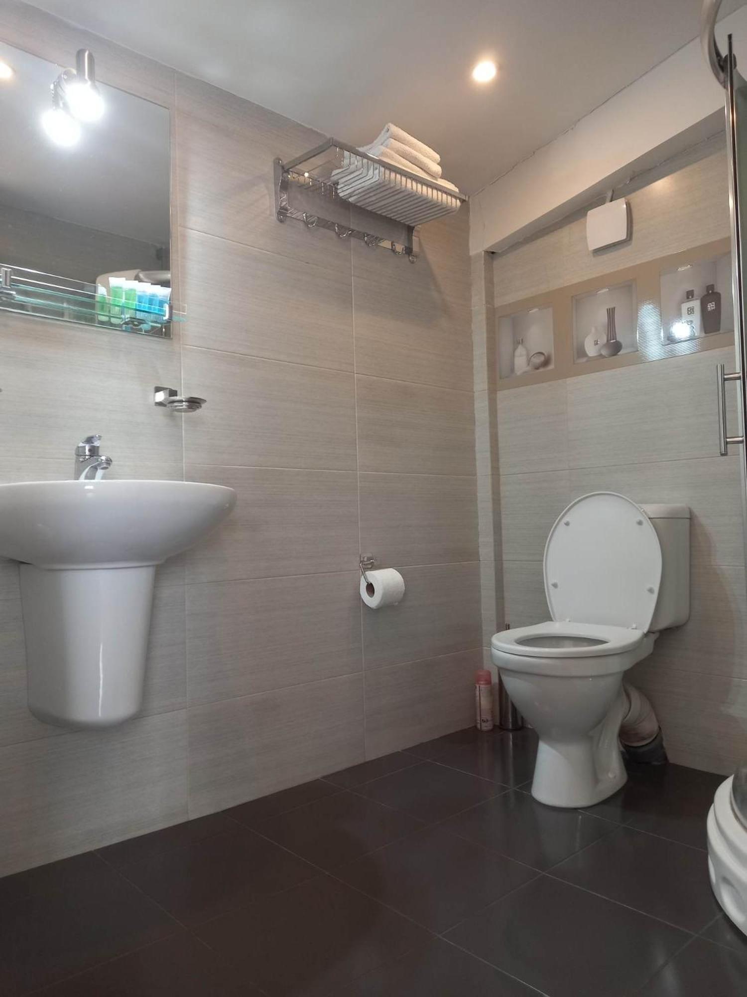 Hotel Tbilisi Apart Buitenkant foto