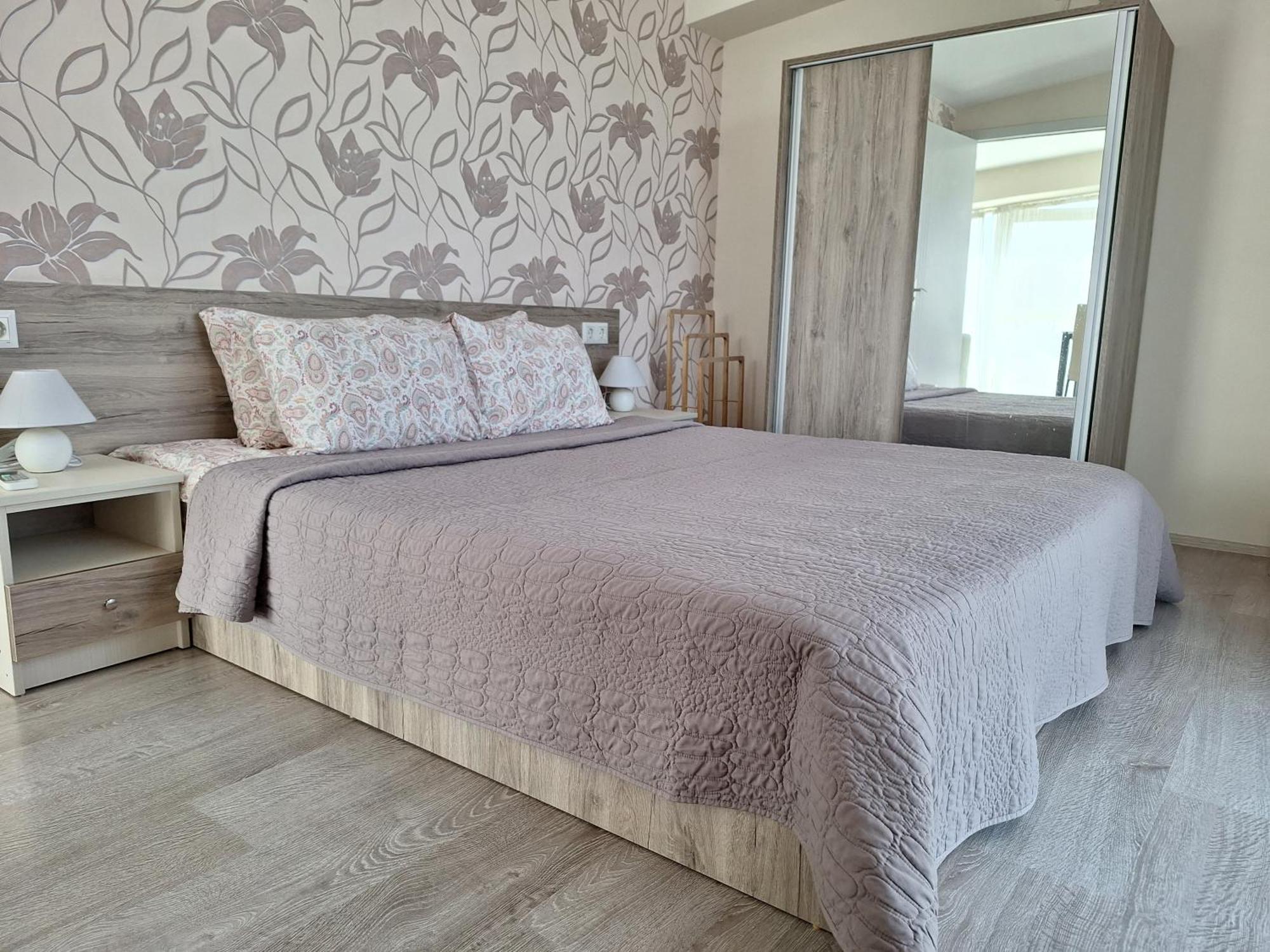 Hotel Tbilisi Apart Buitenkant foto